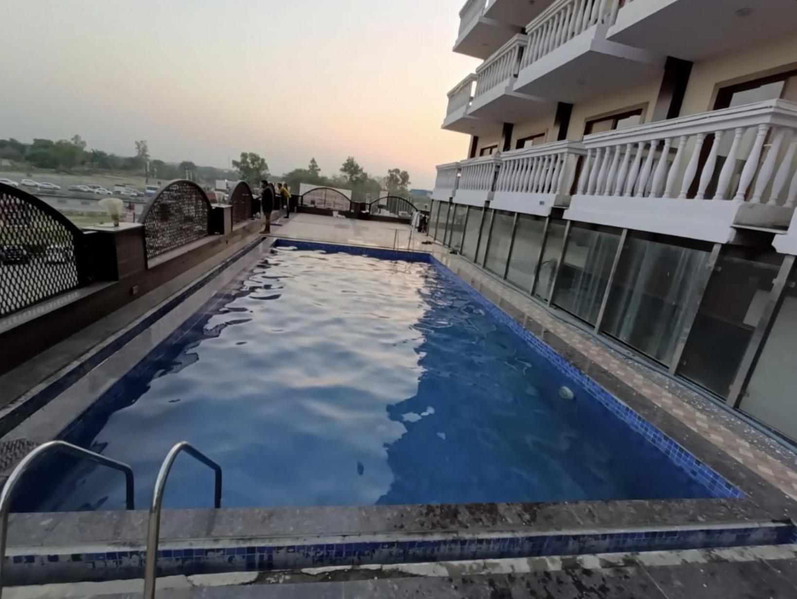 Hotel Lotus Paradise - Banquet & Dining - Near Murthal Sukhdev Rai Экстерьер фото
